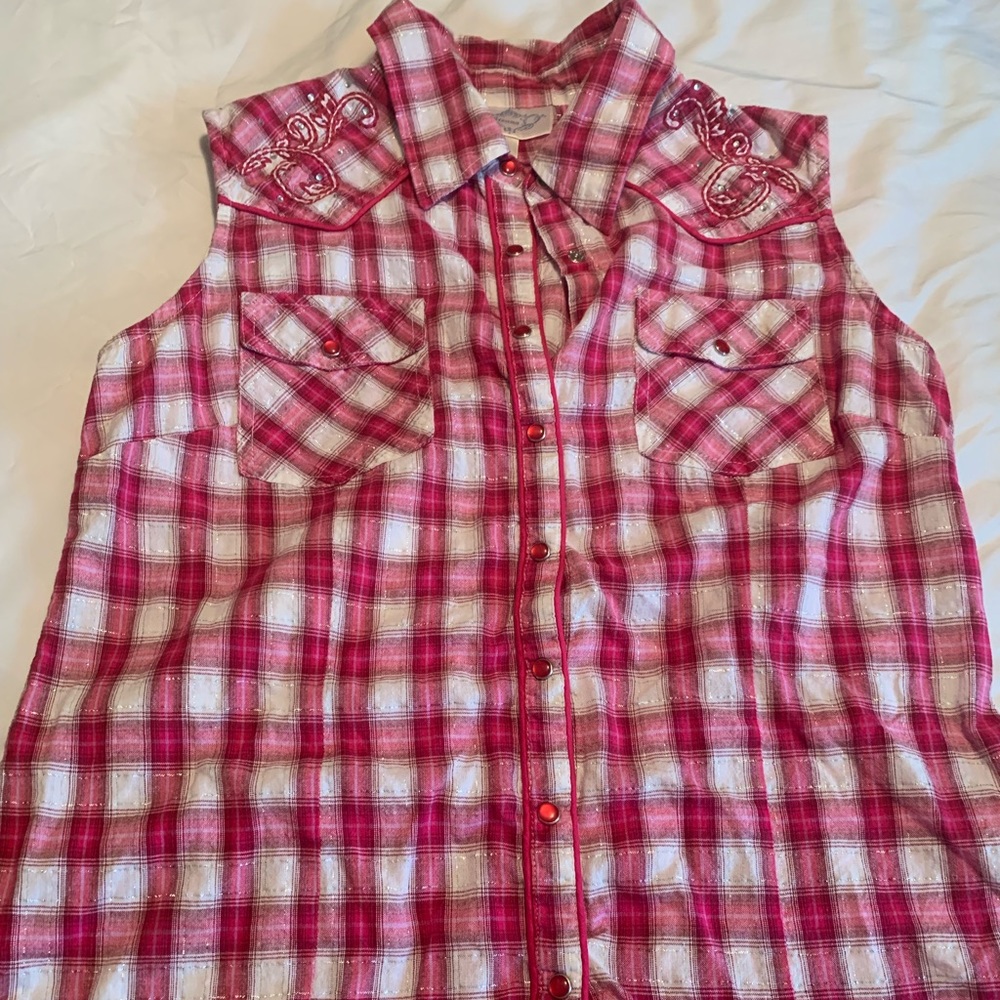 Henna S sleeveless plaid button up
